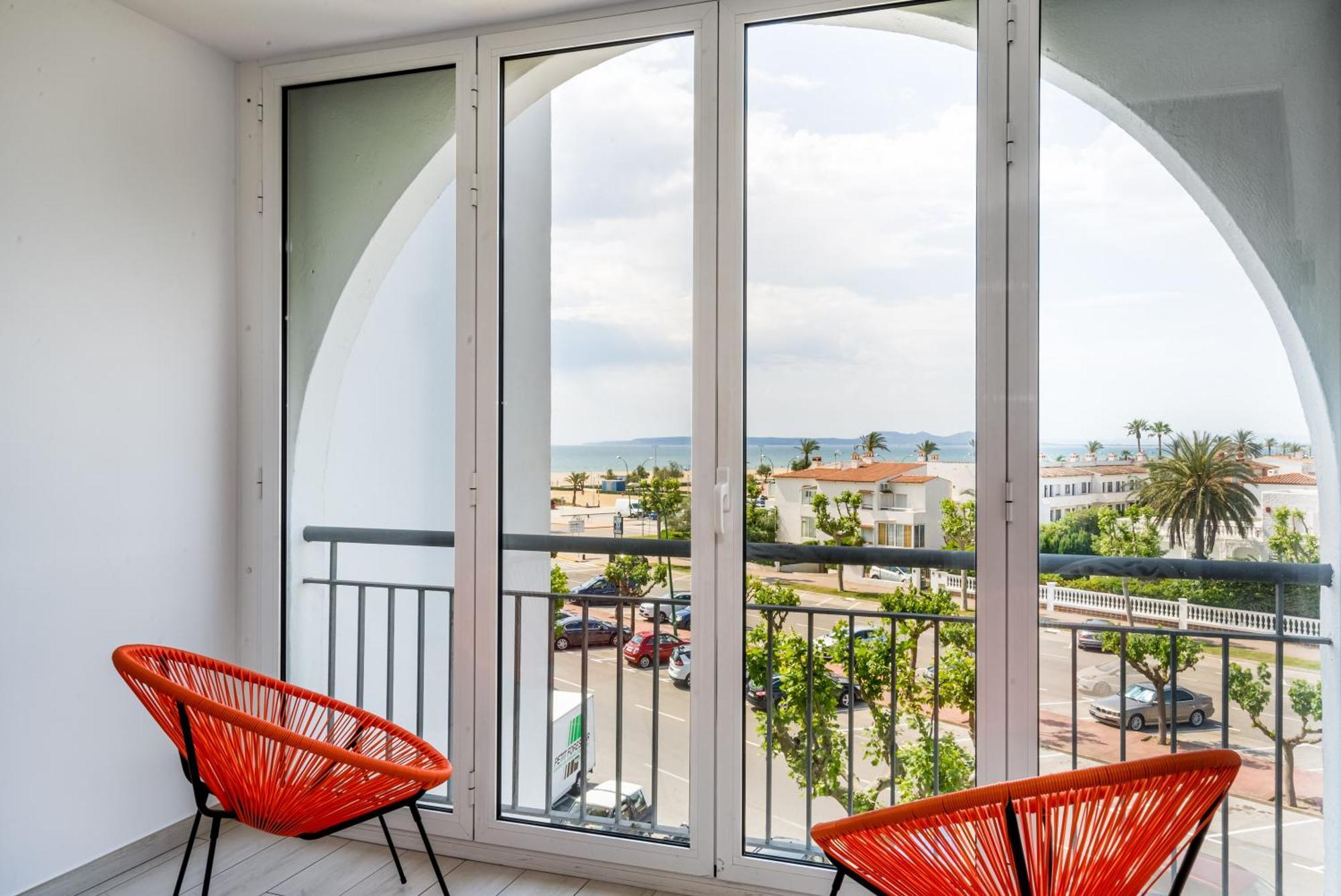 Apartamento Frente Al Canal Con Terraza Empuriabrava Exterior photo
