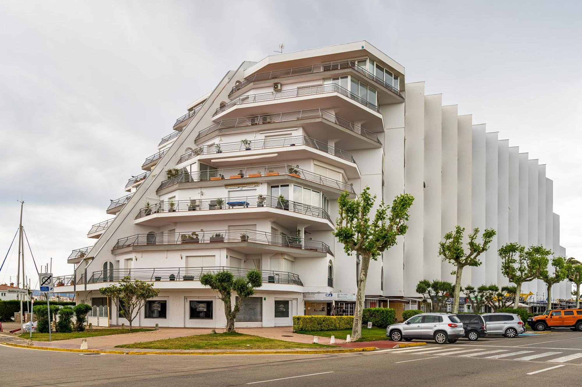 Apartamento Frente Al Canal Con Terraza Empuriabrava Exterior photo